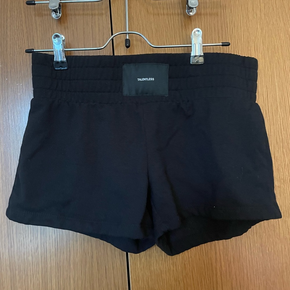 Black talentless sweatshorts